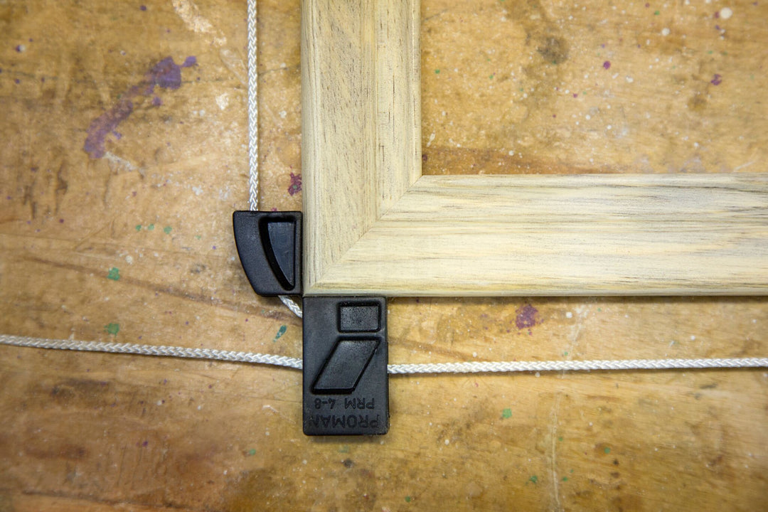 Framing clamp corner